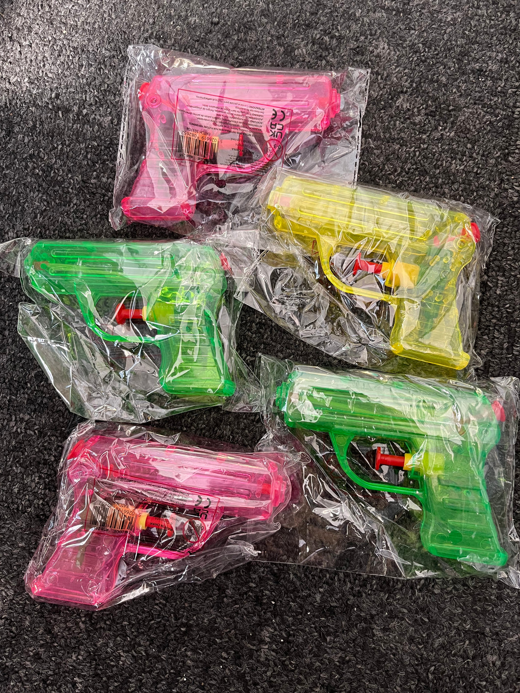 Bundle of 5 Mini Water Guns - Great for party bags
